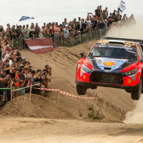 O Kalle Rovanpera κερδίζει το TET Ράλλυ Λετονίας