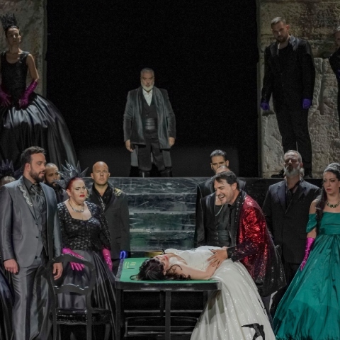 Εθνική Λυρική Σκηνή: Δωρεάν θέσεις ανέργων στη γενική δοκιμή της Τραβιάτας 