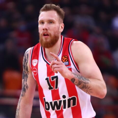 Ολυμπιακός: Παρελθόν ο Μπραζντέικις