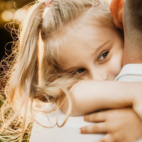 Επίδομα παιδιού: Πότε θα πληρωθεί η δόση για Μάιο και Ιούνιο από τον ΟΠΕΚΑ - Η ημερομηνία που θα δεχθεί νέες αιτήσεις η πλατφόρμα. 