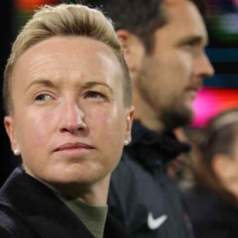 Ολυμπιακοί Αγώνες 2024: Ο Καναδάς απομάκρυνε την Μπεβ Πρίστμαν - Η προπονήτρια της ομάδας ποδοσφαίρου γυναικών κατασκόπευε αντιπάλους με drone