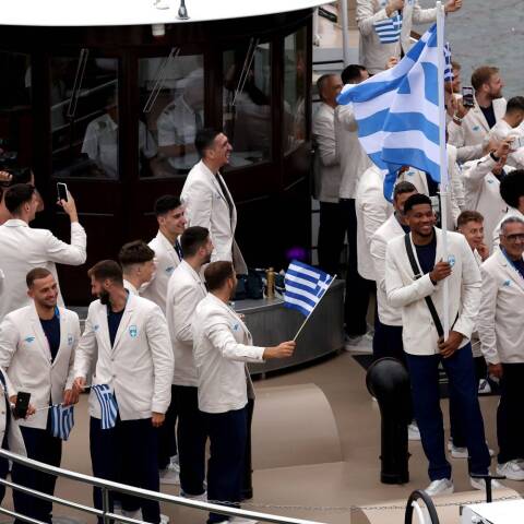 LIVE | Η λαμπερή Τελετή Έναρξης των Ολυμπιακών Αγώνων στο Παρίσι