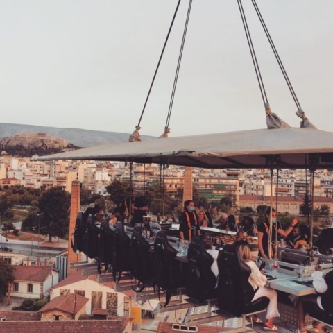 Πού θα φας σε «ιπτάμενο εστιατόριο»;