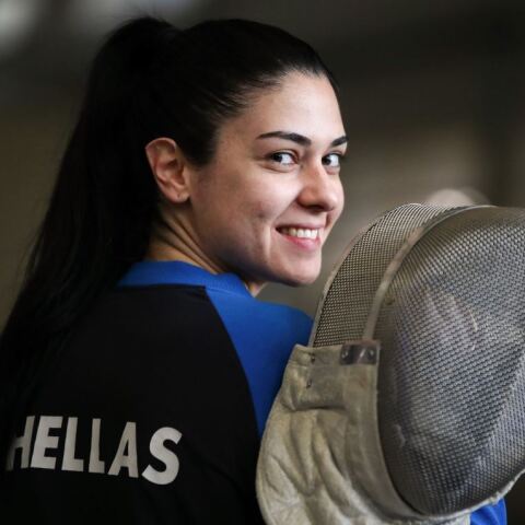 Η Δώρα Γκουντούρα