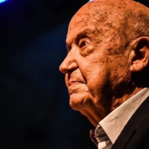 Ο Μίμης Πλέσσας 