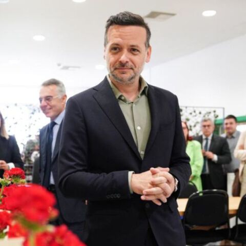 Δήμος Αθηναίων: Απάντηση Χάρη Δούκα στον Κώστα Μπακογιάννη: «Το κοινωνικό δίχτυ προστασίας της πόλης ενισχύεται συνεχώς».