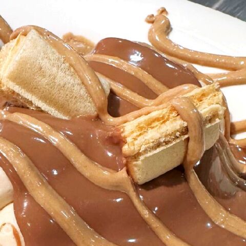 Ζαχαροπλαστείο Πραλίνα, Καλαμάτα