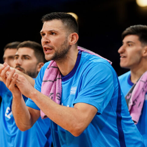 Κώστας Παπανικολάου