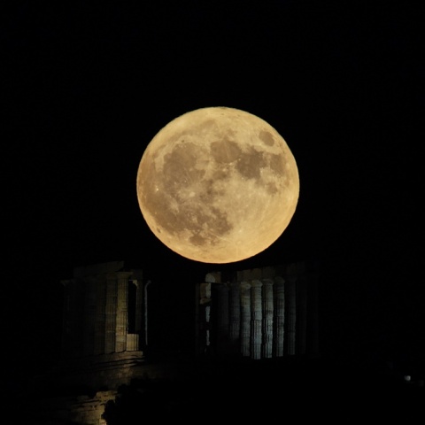 Πανσέληνος Αυγούστου ή Φεγγάρι του Οξύρρυγχου
