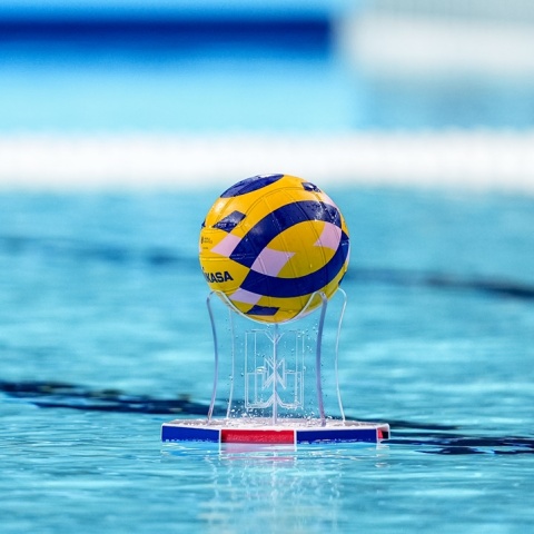 Μπάλα σε αγωνιστικό χώρο πόλο