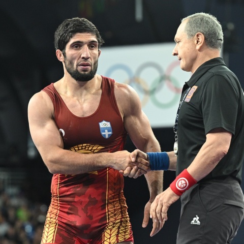 Ναουρέν Κουρουγκλίεφ