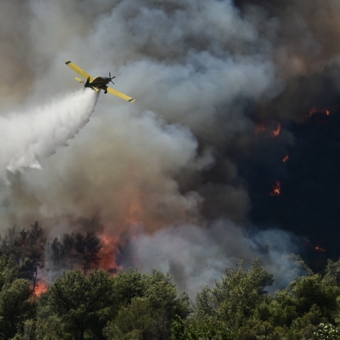 Φωτιά στην Αττική: H Κύπρος στέλνει βοήθεια στην Ελλάδα 