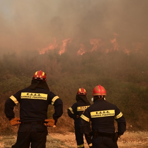 Κίνδυνος πυρκαγιάς σήμερα: Υψηλές θερμοκρασίες και άνεμοι
