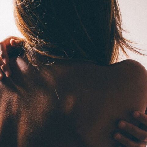 Θεσσαλονίκη: Σύλληψη 52χρονου μετά από καταγγελία για βιασμό - Φέρεται να απείλησε με μαχαίρι την 25χρονη θετή του κόρη. 