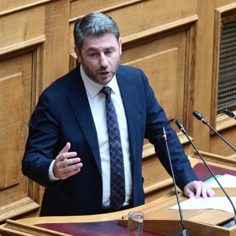 Νίκος Ανδρουλάκης: Τη διεξαγωγή προ ημερησίας διατάξεως συζήτησης στη Βουλή για τις καταστροφικές πυρκαγιές που έπληξαν την Αττική ζητά ο πρόεδρος του ΠΑΣΟΚ.