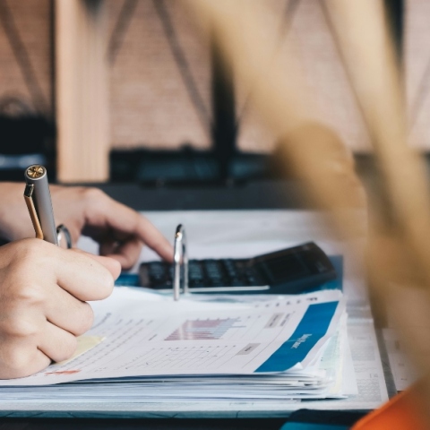 Φορολογούμενοι: Εισόδημα έως 7.680 ευρώ δηλώνει ένας στους δύο 