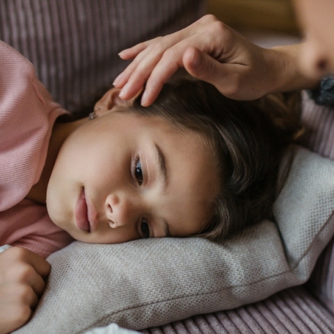 Στρεπτόκοκκος: Τι είναι και πώς κολλάει 