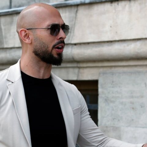 Άντριου Τέιτ 