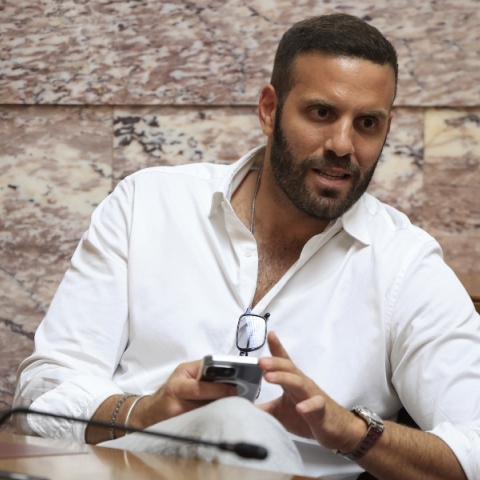 Το ύφος και το ήθος του Παππά είναι το ύφος και το ήθος του ΣΥΡΙΖΑ