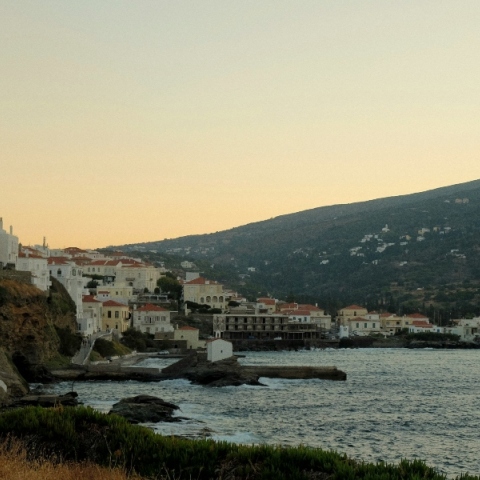  Άνδρος: Το αφιέρωμα της Express στο ελληνικό νησί