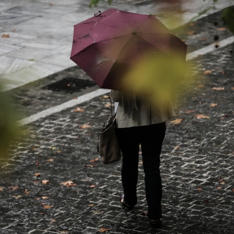 Καιρός: Πότε θα έχουμε βροχές και καταιγίδες