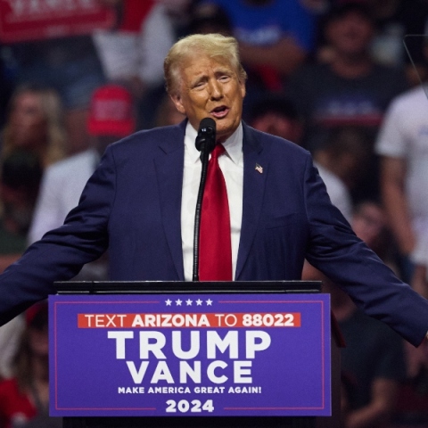 Ο Τραμπ και τα...μαλλιά του 