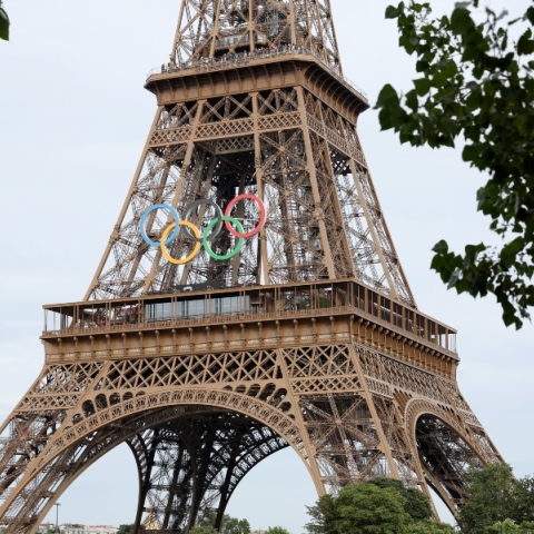 Οι Ολυμπιακοί Κύκλοι στον Πύργο του Άιφελ: Διχασμένη η Γαλλία 