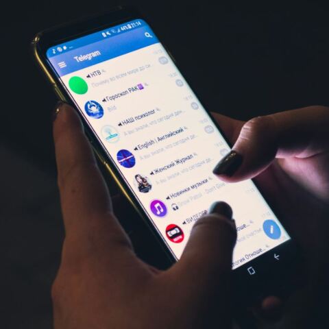 Λάρισα: Ανήλικοι παγίδευσαν παιδόφιλο με ψεύτικο προφίλ - Πώς τον εντόπισαν και έκλεισαν ραντεβού μαζί του