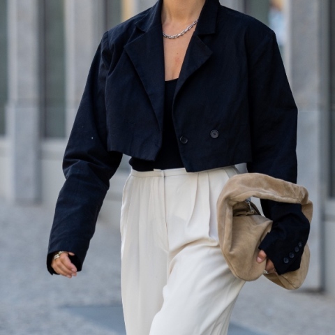 Η boho suede τσάντα επιστρέφει για το φθινόπωρο 2024