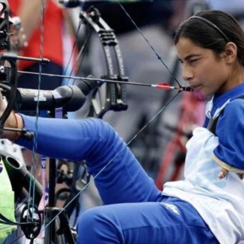 Sheetal Devi: Η 17χρονη που κέρδισε μετάλλιο στην τοξοβολία στους Παραολυμπιακούς Αγώνες