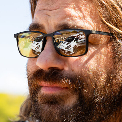 Νώντας Καρανικόλας: Ο διεθνής οδηγός της διπλανής πόρτας