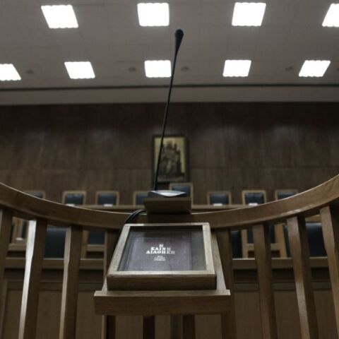 Θεσσαλονίκη: Ισόβια κάθειρξη σε 5 άτομα για την ποσότητα «μαμούθ» των 585 κιλών κοκαΐνης - Το παράνομο εμπόρευμα θα επέφερε στο κύκλωμα κέρδη έως 33 εκατ. ευρώ.