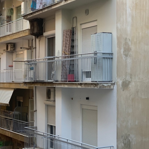 Όψεις της πόλης, αναμνήσεις, πράγματα που συνέβησαν παλιά, και πράγματα που συμβαίνουν σήμερα γύρω μας