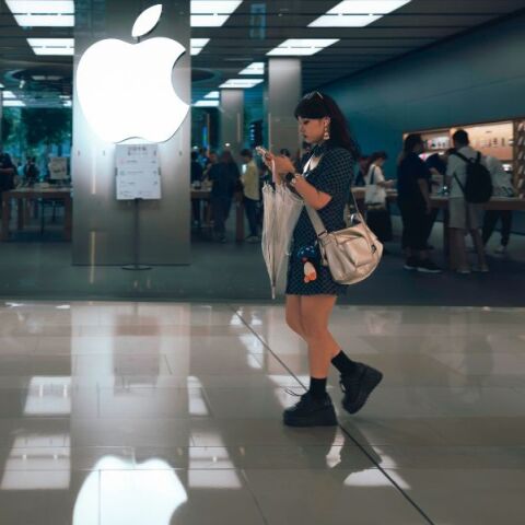 ΕΕ: Νίκη της δικαιοσύνης της Ευρωπαϊκής Ένωσης σε δύο υποθέσεις κατά των Apple και Google - Επιβλήθηκαν πρόστιμα δισεκατομμυρίων.