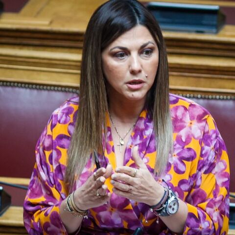 Σοφία Ζαχαράκη: Έκτακτο βοήθημα 200 ευρώ σε χιλιάδες ανασφάλιστους υπερήλικες και άτομα με αναπηρία τον Δεκέμβριο - Μόνιμες αυξήσεις το 2025. 