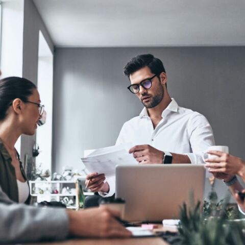 Υβριδικό μοντέλο εργασίας: Τα υπέρ και τα κατά για εργαζομένους 