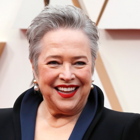 Η Kathy Bates ανακοίνωσε ότι αποσύρεται από την υποκριτική