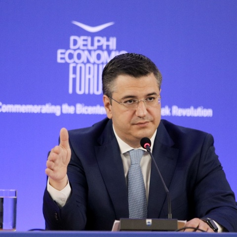 Απόστολος Τζιτζικώστας