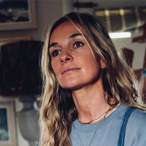 Τζέμα Πάουελ: «Νιώθω πολύ τυχερή που ζωγραφίζω»