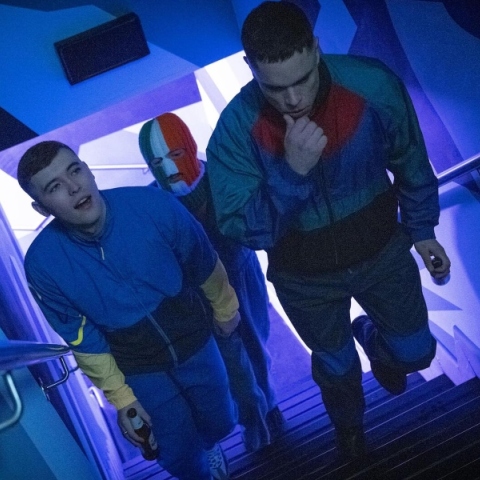 Κερδίστε 10 διπλές προσκλήσεις για την πρεμιέρα του «Kneecap» στο Cinobo Opera