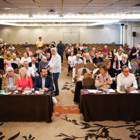 ΣΥΡΙΖΑ: Συνεδριάζει σε βαρύ κλίμα η Κεντρική Επιτροπή του κόμματος - Επί τάπητος ο οδικός χάρτης ενόψει Συνεδρίου - Στα δικαστήρια η κόντρα Τζάκρη-Ραγκούση 