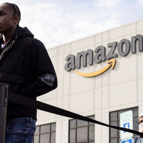 Amazon, Tesla και Meta περιλαμβάνονται σε έκθεση για τις μεγάλες εταιρίες του κόσμου που υπονομεύουν τη δημοκρατία - Για ποιες πρακτικές κατηγορούνται. 