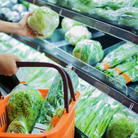 Έρευνα: Χιλιάδες τοξίνες από τις συσκευασίες τροφίμων εντοπίστηκαν στον ανθρώπινο οργανισμό - Συνδέονται με σοβαρά προβλήματα υγείας. 