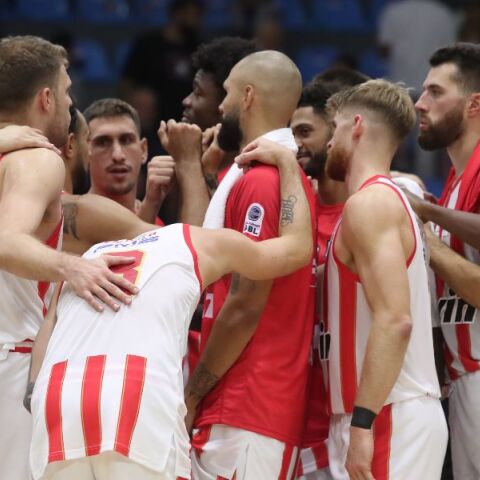 Ολυμπιακός - Περιστέρι 79-74: Ζορίστηκε αλλά πηγαίνει για τον πρώτο τίτλο της σεζόν