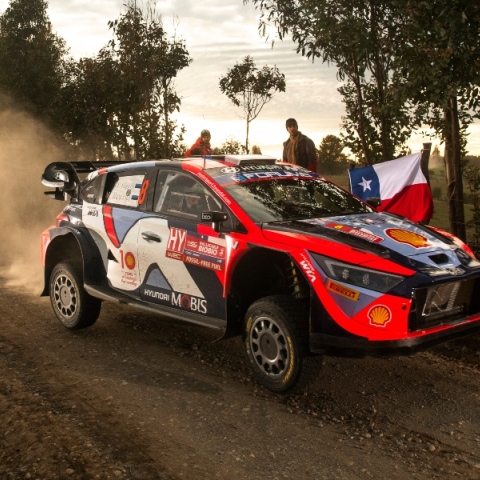 O Kalle Rovanpera κερδίζει το Ραλλυ Χιλής