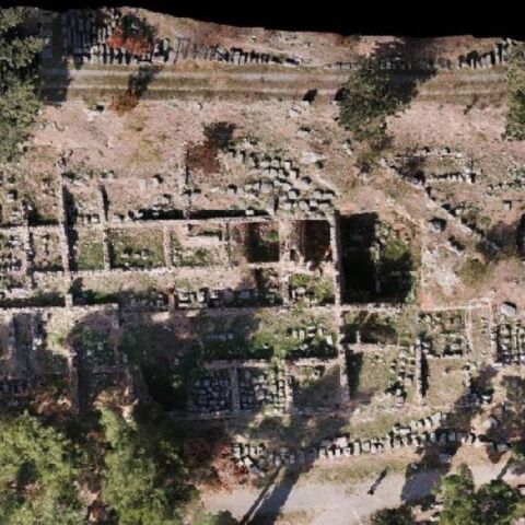 Δρομολογείται η ανάδειξη του δυτικού τμήματος της αρχαίας πόλης των Δελφών - Η μελέτη υλοποίησης του έργου από το υπουργείο Πολιτισμού