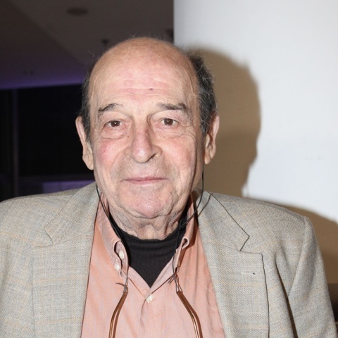 Μανούσος Μανουσάκης