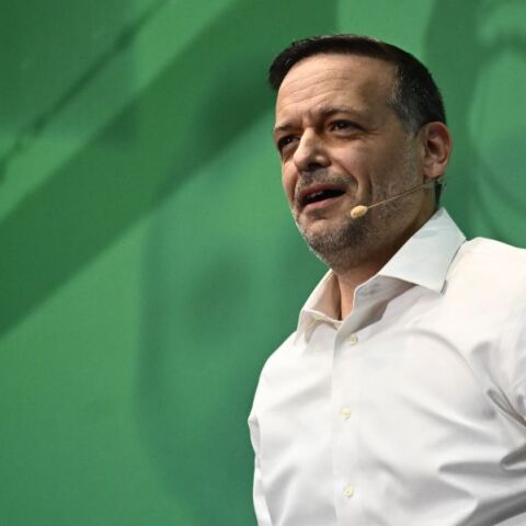 64 πανεπιστημιακοί εκφράζουν τη στήριξή τους στην υποψηφιότητα του Χάρη Δούκα για την ηγεσία του ΠΑΣΟΚ - Αναλυτικά το κείμενο που συνυπογράφουν. 