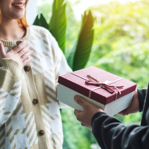 Ποιοι γιορτάζουν σήμερα, 5 Οκτωβρίου 2024; Το εορτολόγιο της Athens Voice σου τους θυμίζει. Μην ξεχάσεις να τους δώσεις τις καλύτερες ευχές σου!