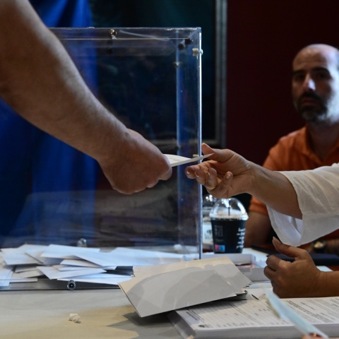 Εκλογές ΠΑΣΟΚ: Παράταση μιας ώρας στην ψηφοφορία